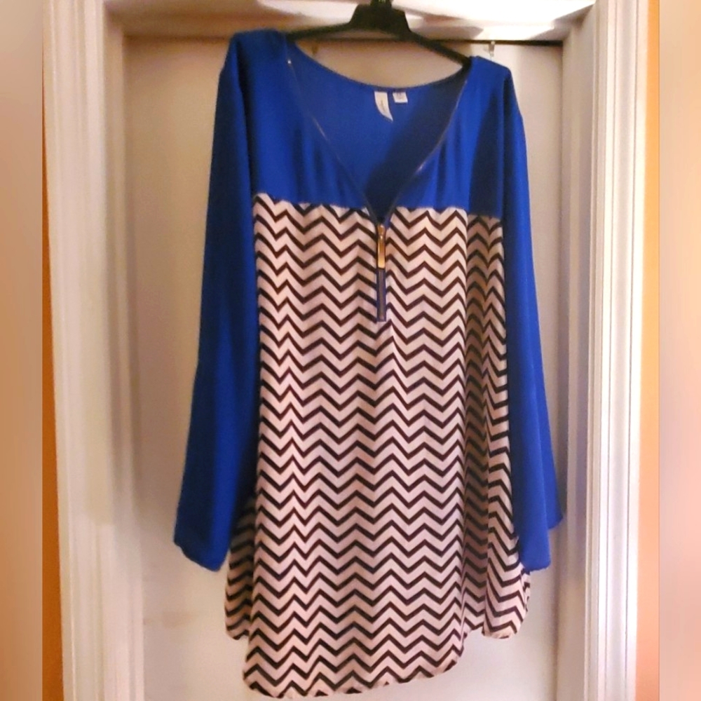 Blue and white plus Blouse